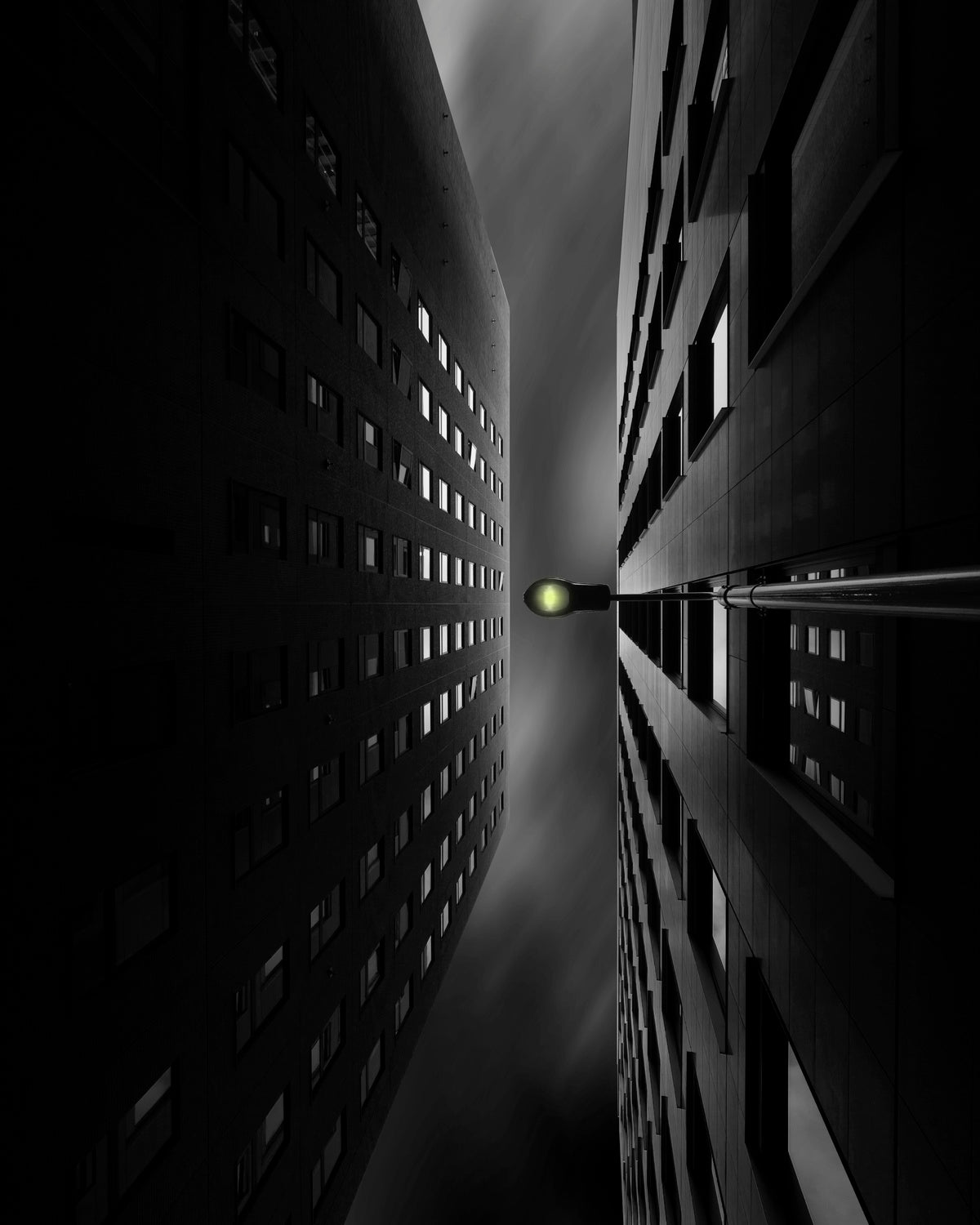 Urban sky Poster och Canvastavla