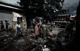 Having a shower in the street - Colcatta - India Poster och Canvastavla