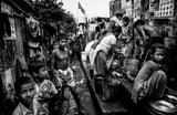 Doing the washing up - Bangladesh Poster och Canvastavla