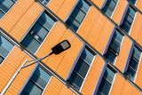 Orange facade Poster och Canvastavla