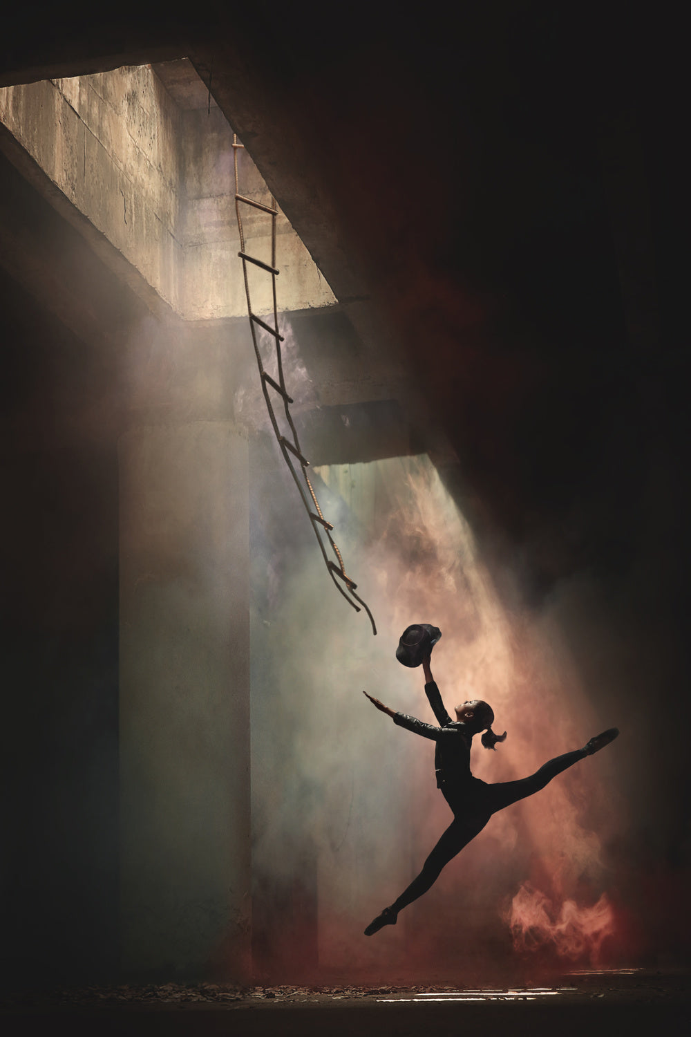 Smoke Dance Poster och Canvastavla