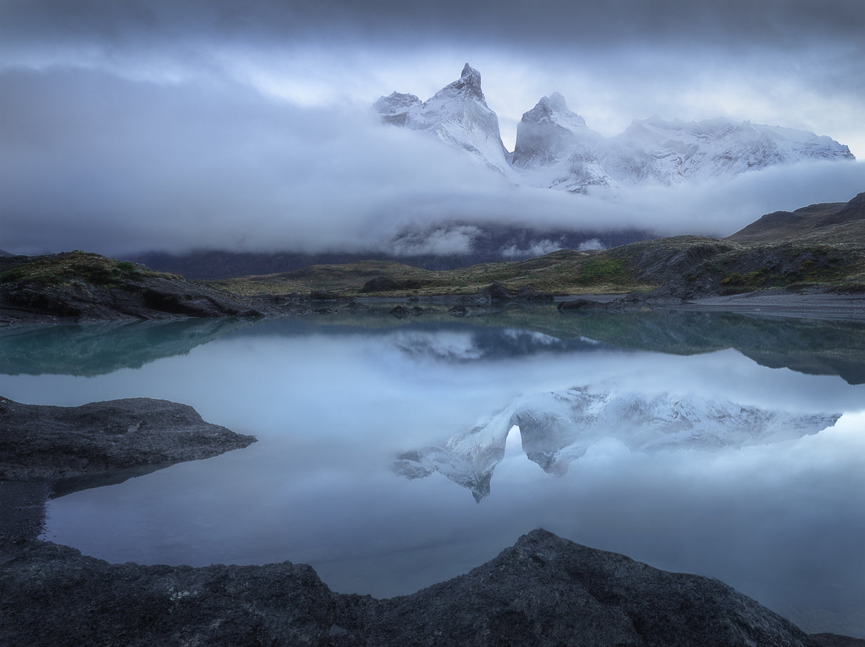 Mist in Patagonia Poster och Canvastavla