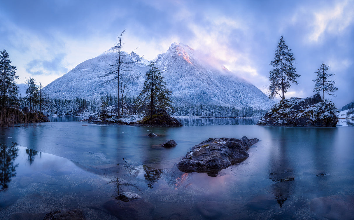The Frozen Mountain Poster och Canvastavla