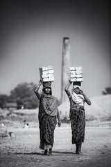 Women of brickfield Poster och Canvastavla