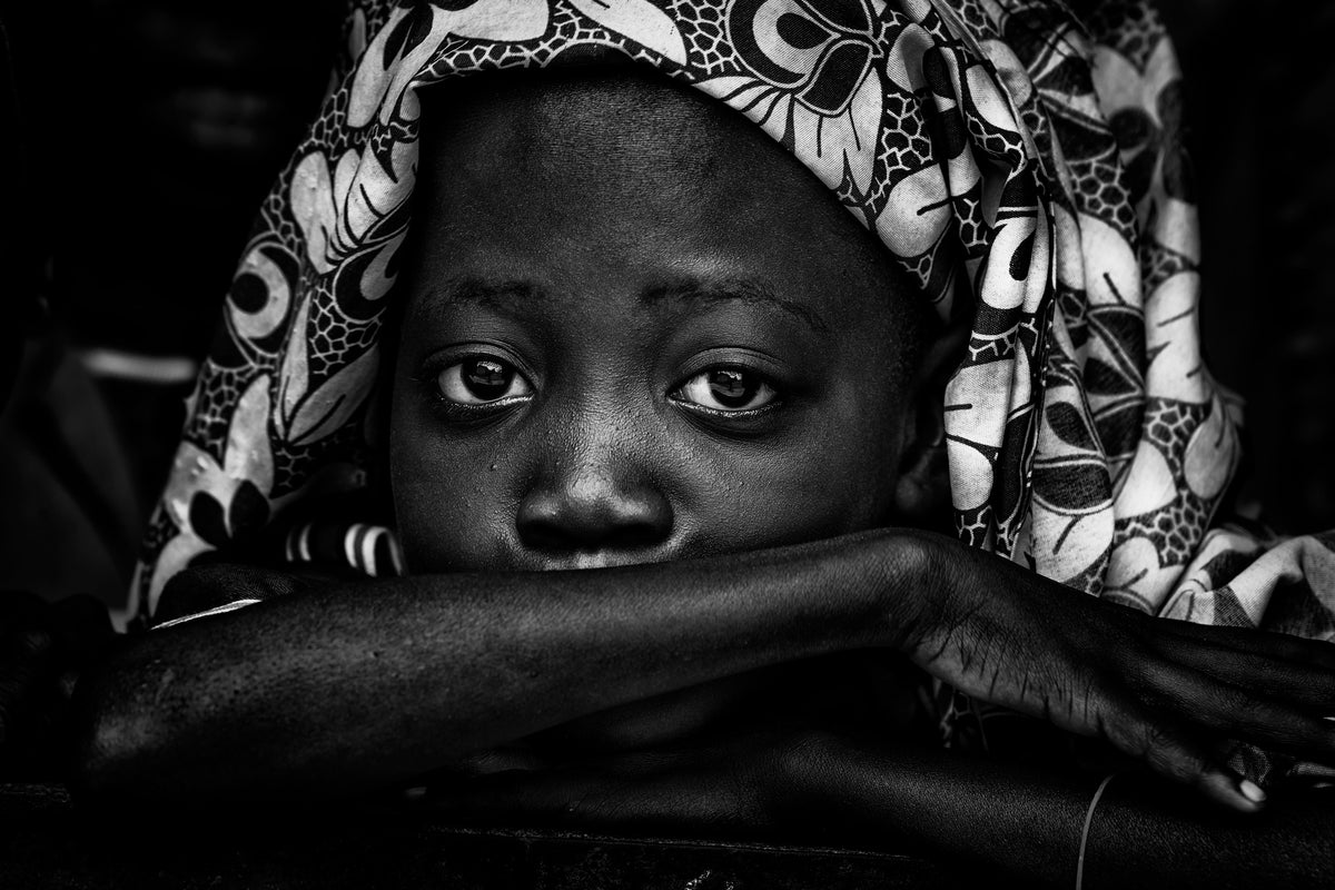 Girl from Benin Poster och Canvastavla