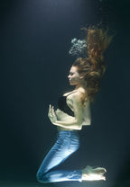 underwater artistic portrait shooting Poster och Canvastavla