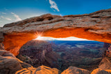 Sunrise at Mesa Arch Poster och Canvastavla