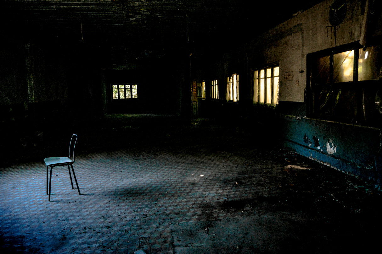 Abandoned Poster och Canvastavla
