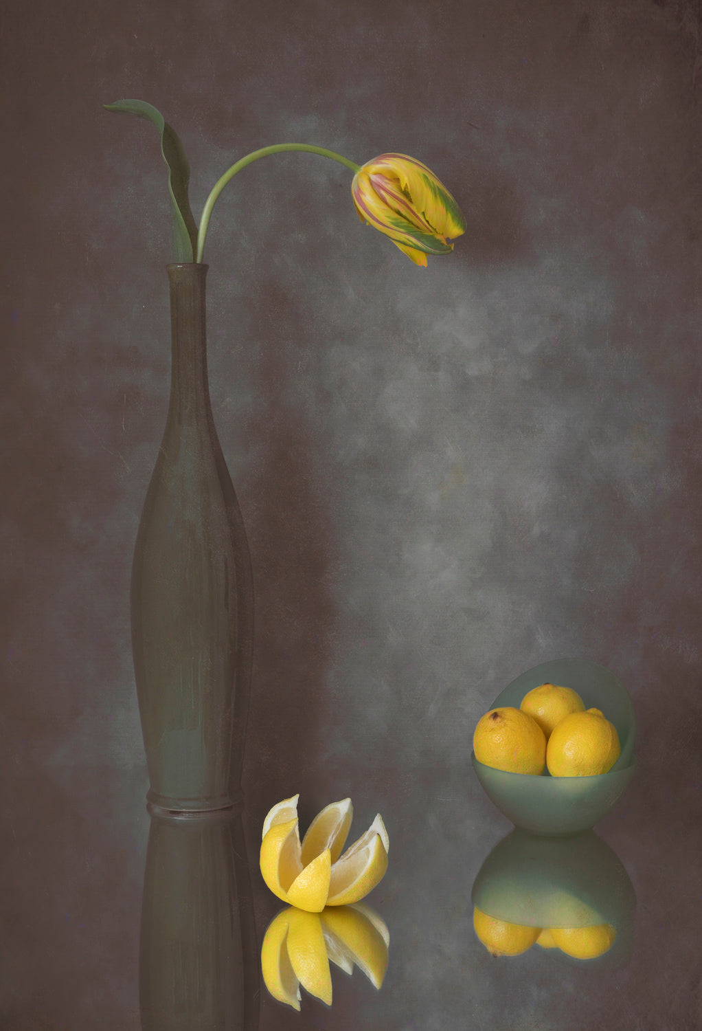 Tulip &amp; Lemons Poster och Canvastavla