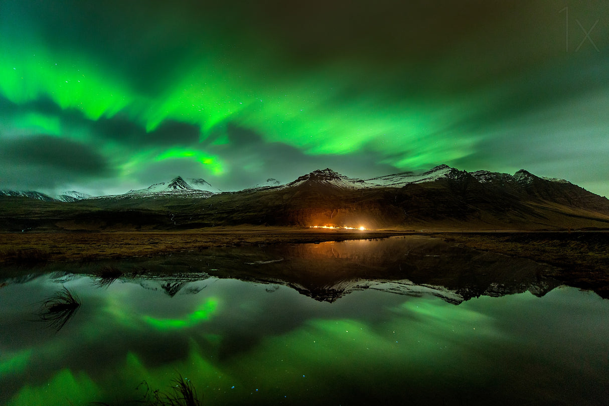 Wind to Northern ligths Poster och Canvastavla