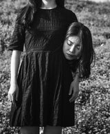 A desperate young unmarried girl Poster och Canvastavla