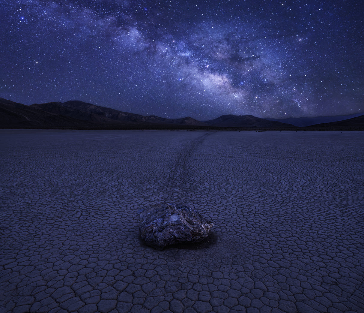 Milky Way Over The Racetrack Poster och Canvastavla
