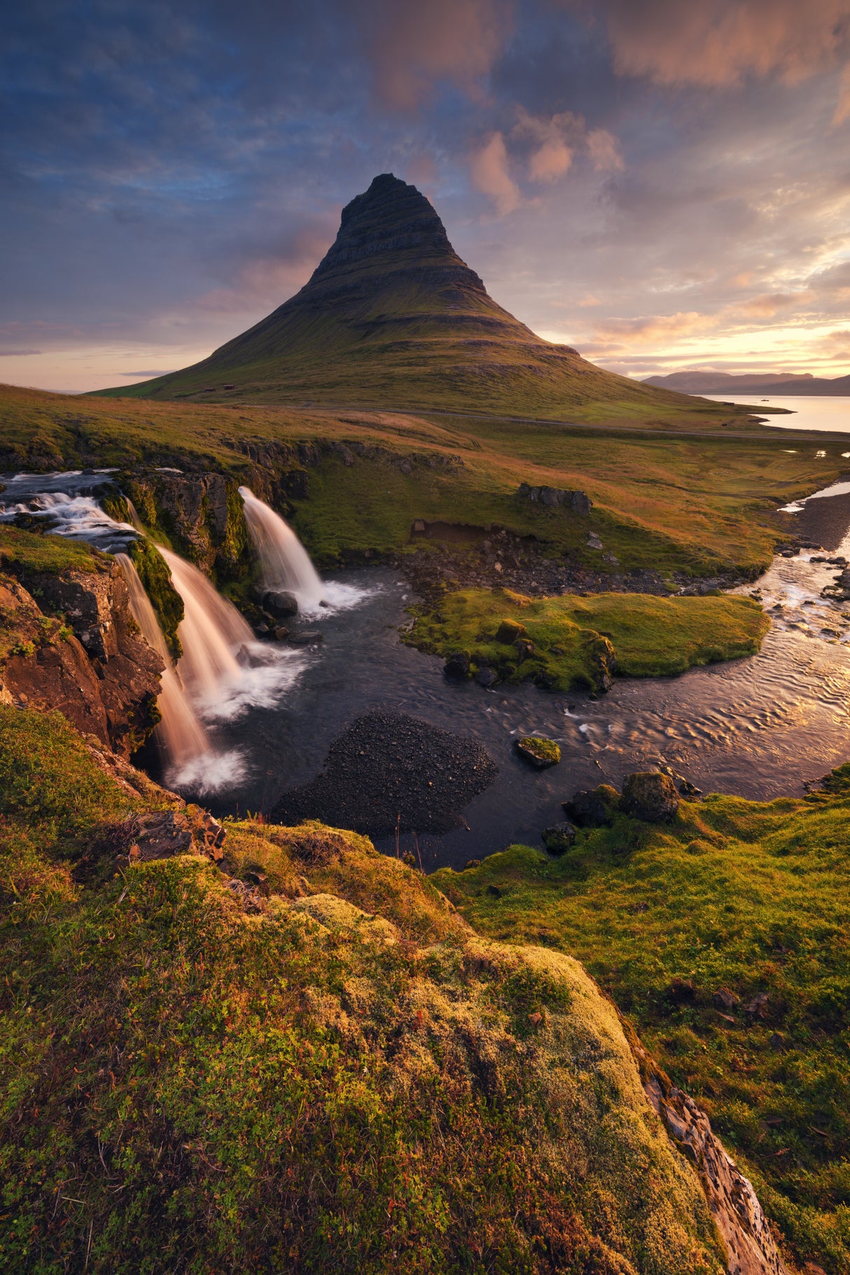 Good Morning Iceland vertical Poster och Canvastavla