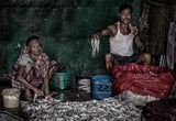 Selling fish in the streets of Bangladesh Poster och Canvastavla