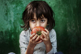 The Child with Tomato Poster och Canvastavla
