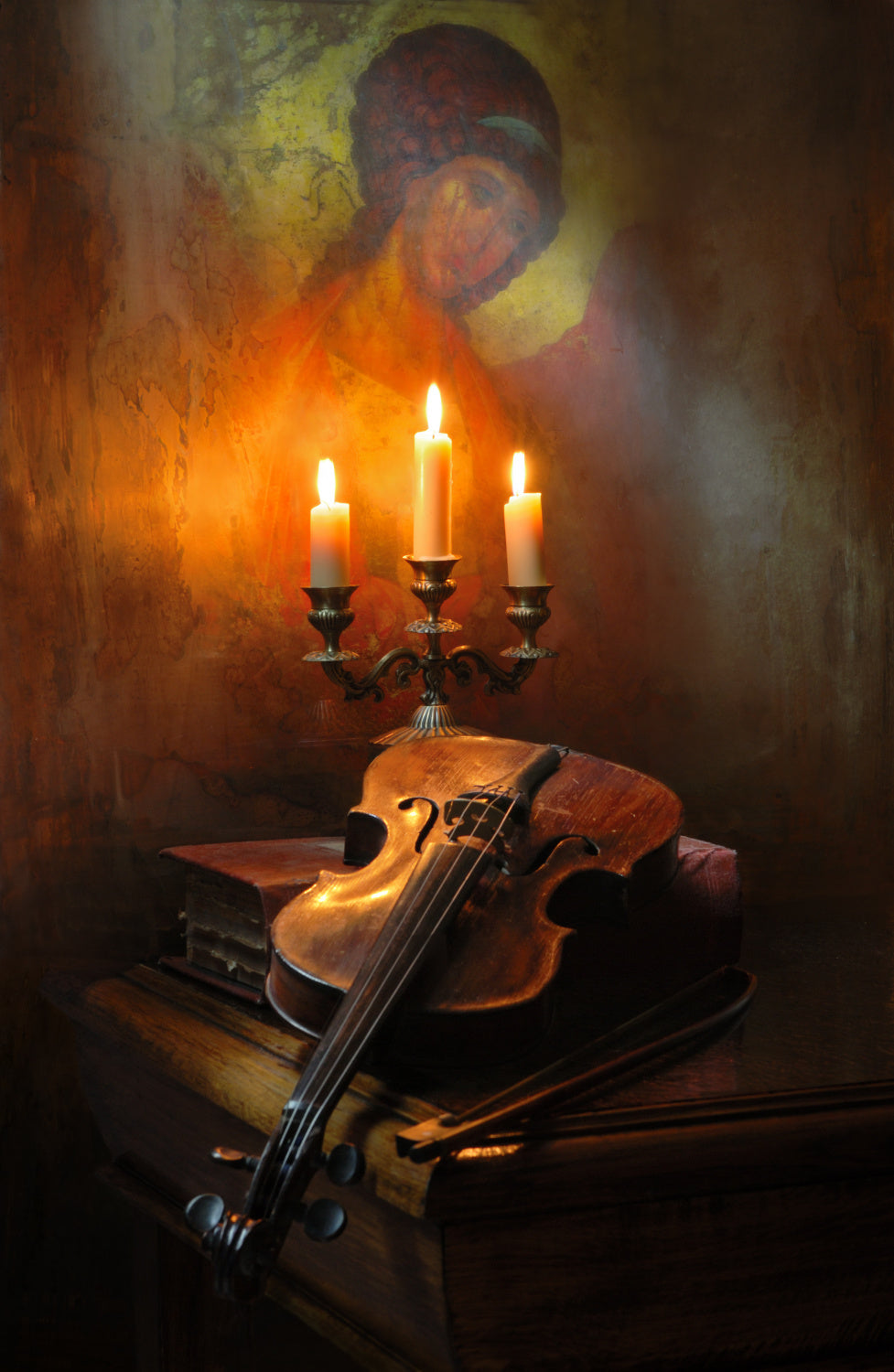 Still life with violin and angel Poster och Canvastavla
