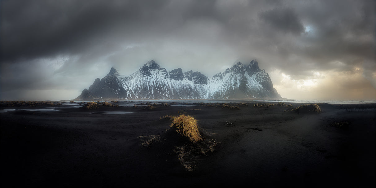 Mystic mountain Poster och Canvastavla