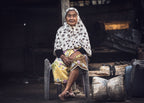 Old woman from Komodo Poster och Canvastavla