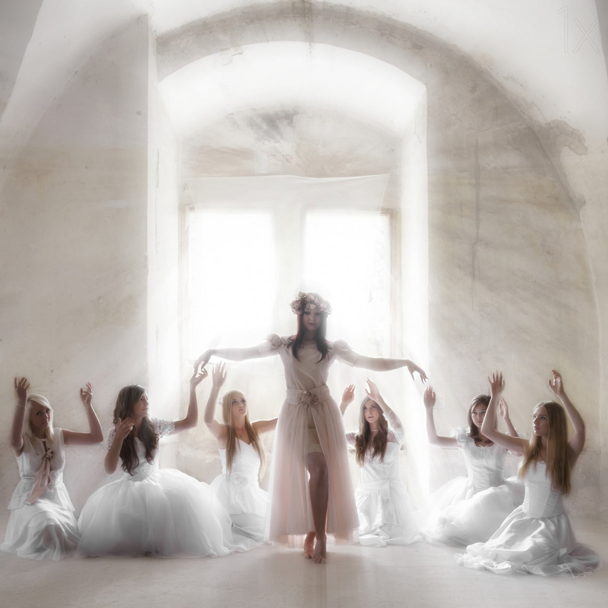 being exalted Poster och Canvastavla