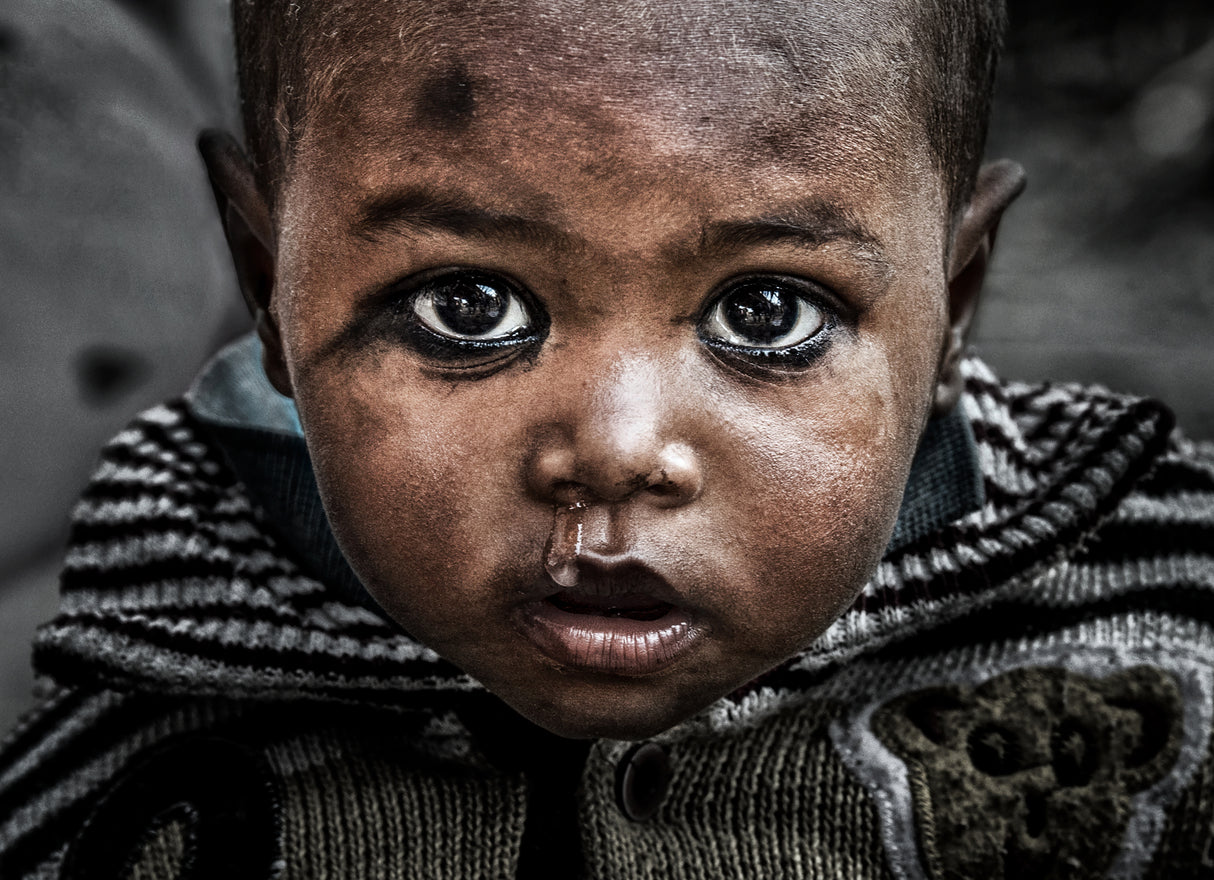 Indian child at a Kumbh Mela Festival - Prayagraj - India Poster och Canvastavla