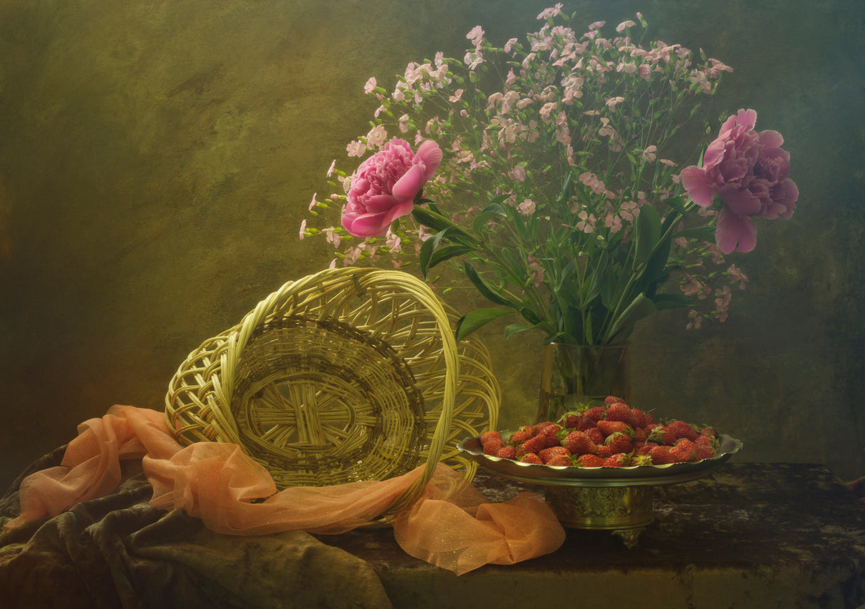 Still Life With Strawberry Poster och Canvastavla