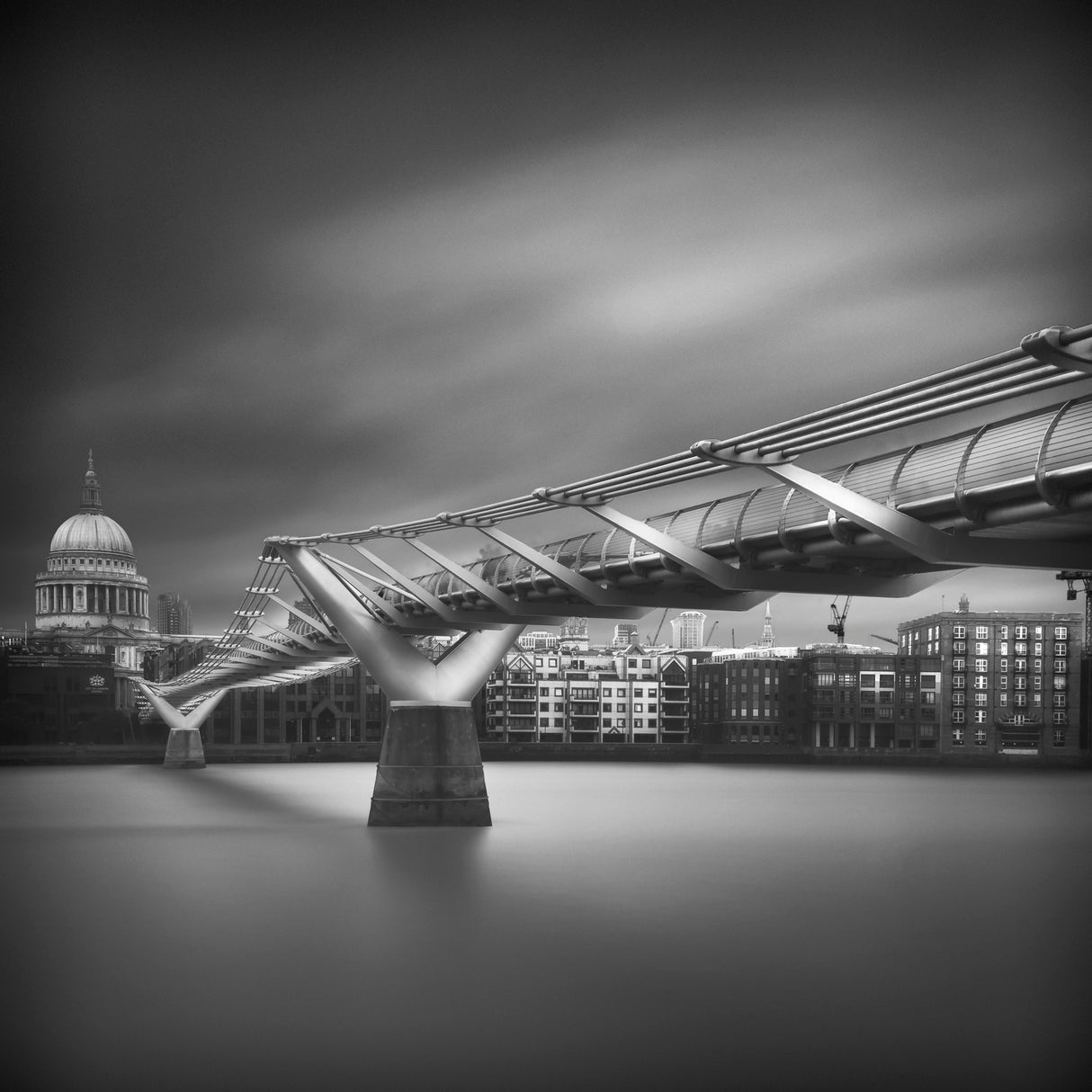 Millennium bridge Poster och Canvastavla