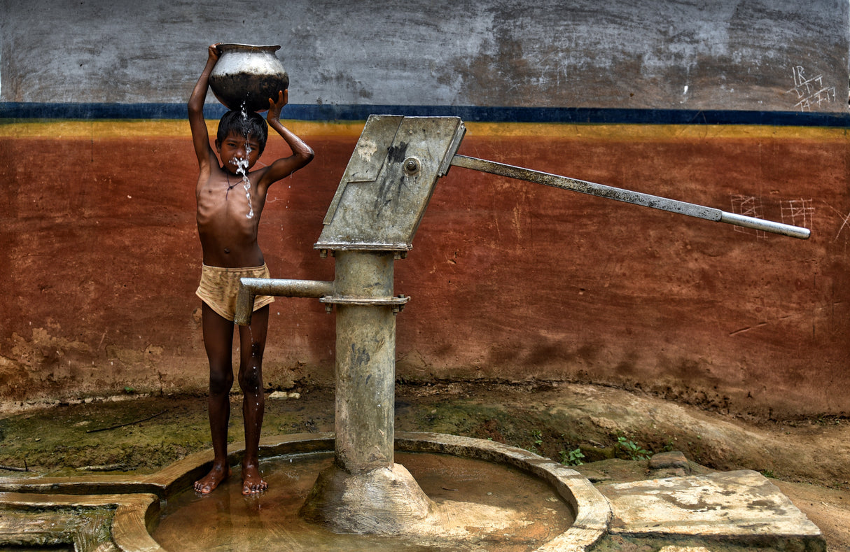 Struggle for Water Poster och Canvastavla