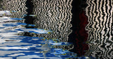 Reflections in water. Poster och Canvastavla