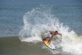 Surfing at Chennai Poster och Canvastavla