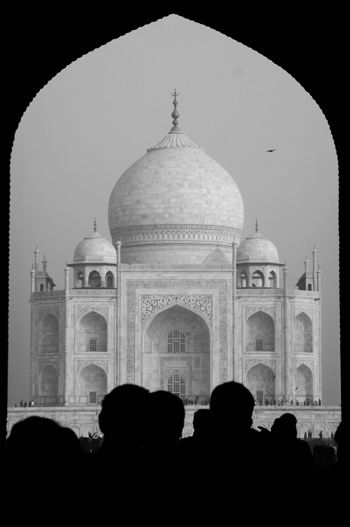First sight of the Taj Mahal Poster och Canvastavla