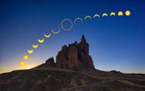 Solar Eclipse Over Shiprock Poster och Canvastavla