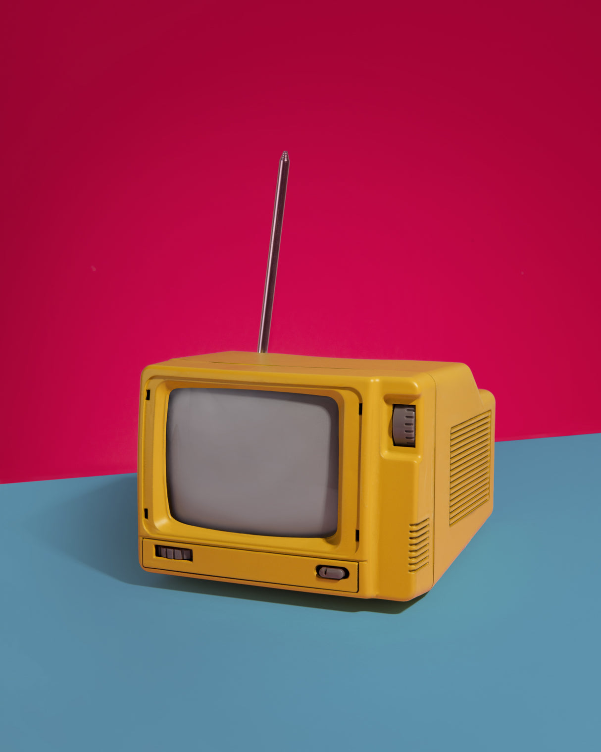 Telly Poster och Canvastavla