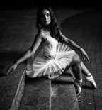 Ballerina on stairs Poster och Canvastavla