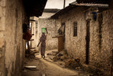 Woman in the village Poster och Canvastavla