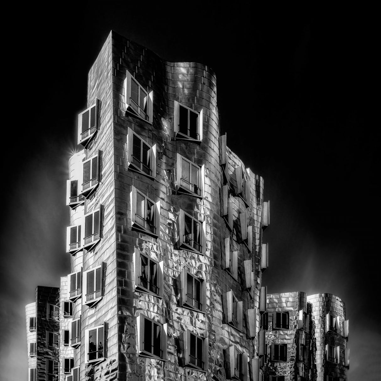 Dancing Office by Gehry Poster och Canvastavla