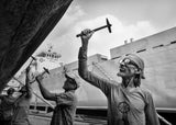 Shipyard Workers Poster och Canvastavla