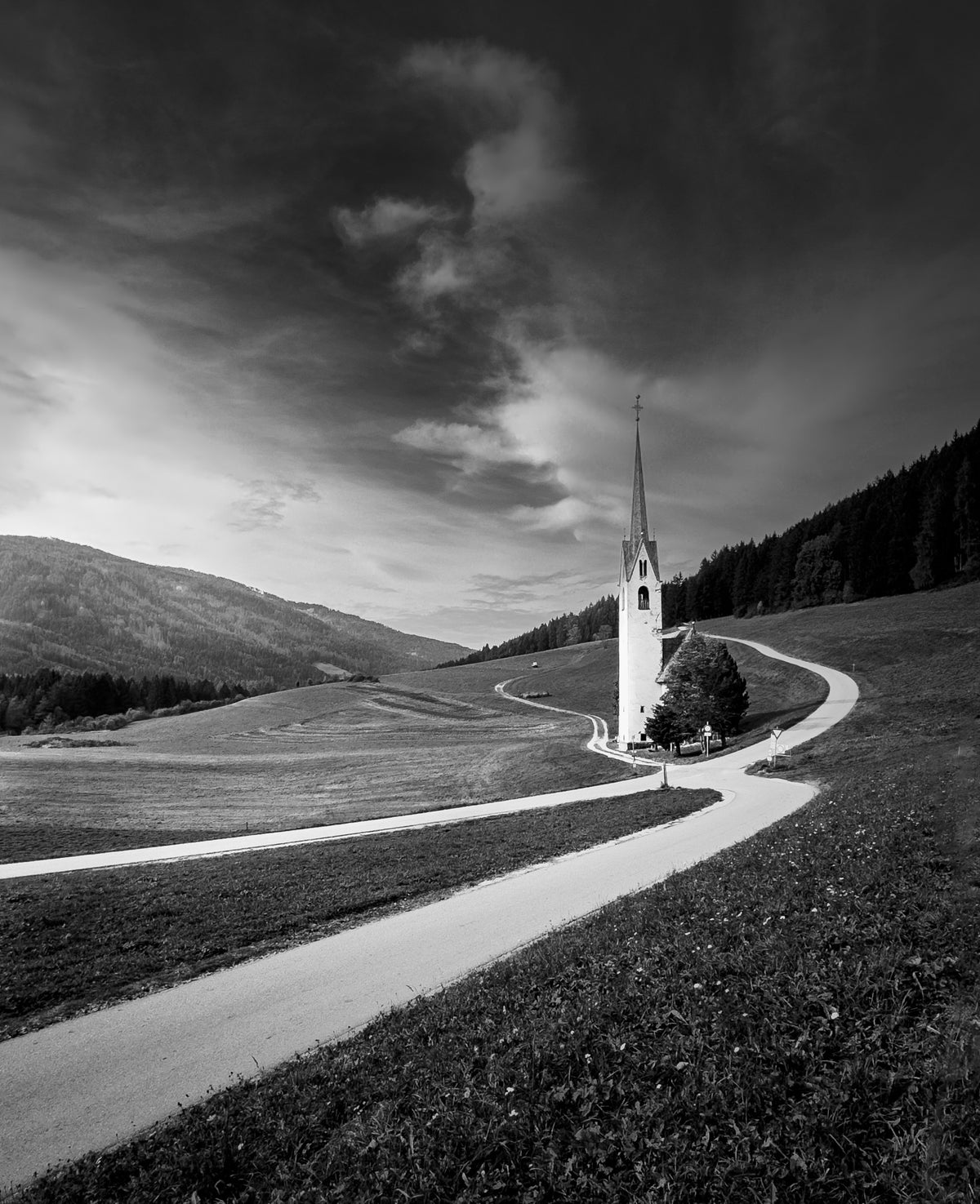 A church stood alone Poster och Canvastavla
