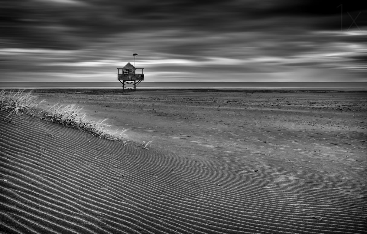The Beach Hut Poster och Canvastavla
