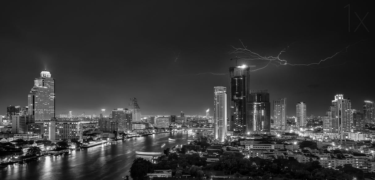 Bangkok lightning Poster och Canvastavla