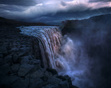 A Dramatic Moment in Iceland Poster och Canvastavla