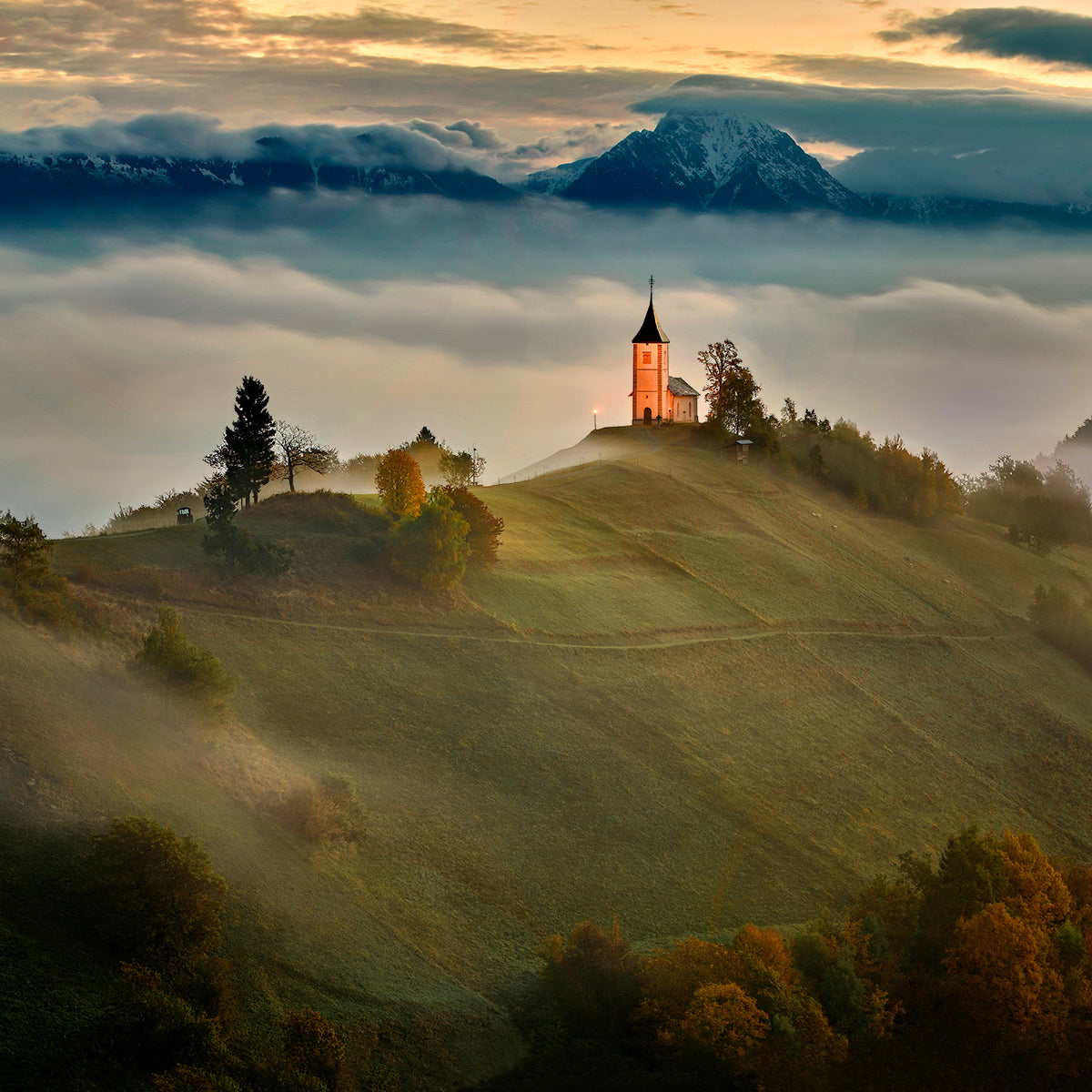 Autumn in the alps Poster och Canvastavla