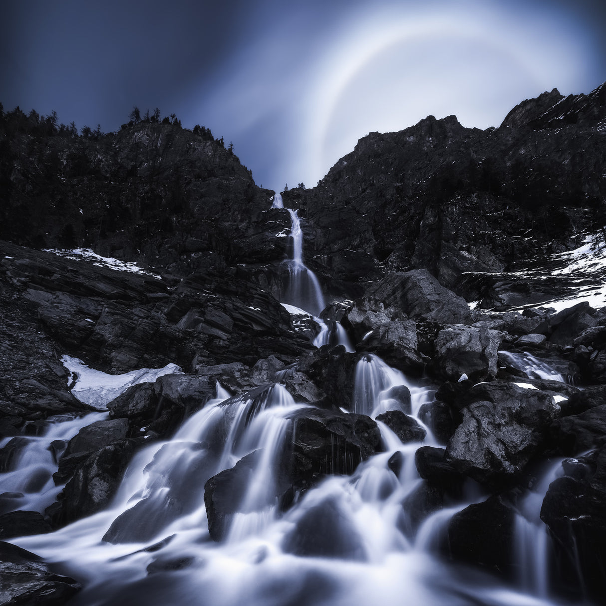 Moonrise at the waterfall Poster och Canvastavla
