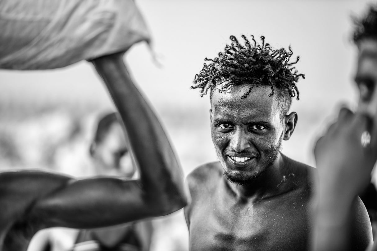 Afar salt worker Poster och Canvastavla