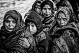 Waiting for a free eye check-up and screening-II - Netra Kumbh - India Poster och Canvastavla