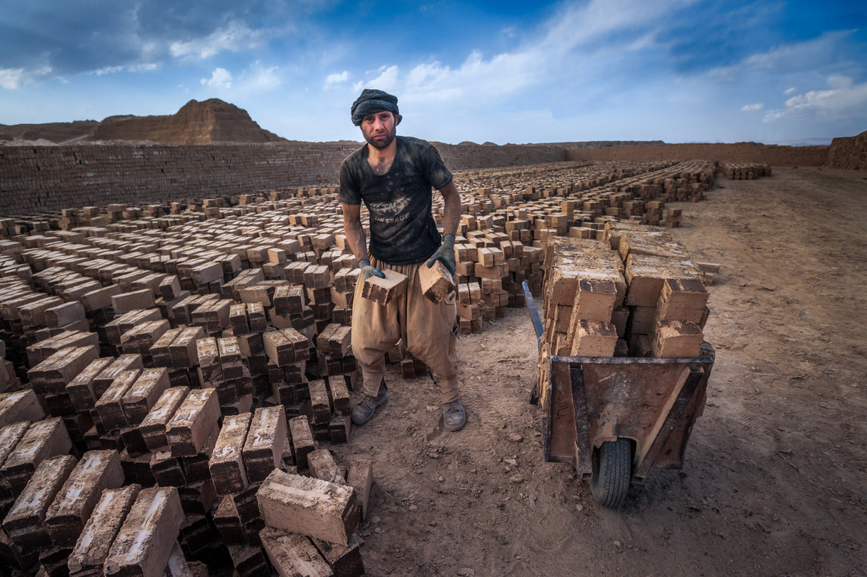 The brick maker2 Poster och Canvastavla