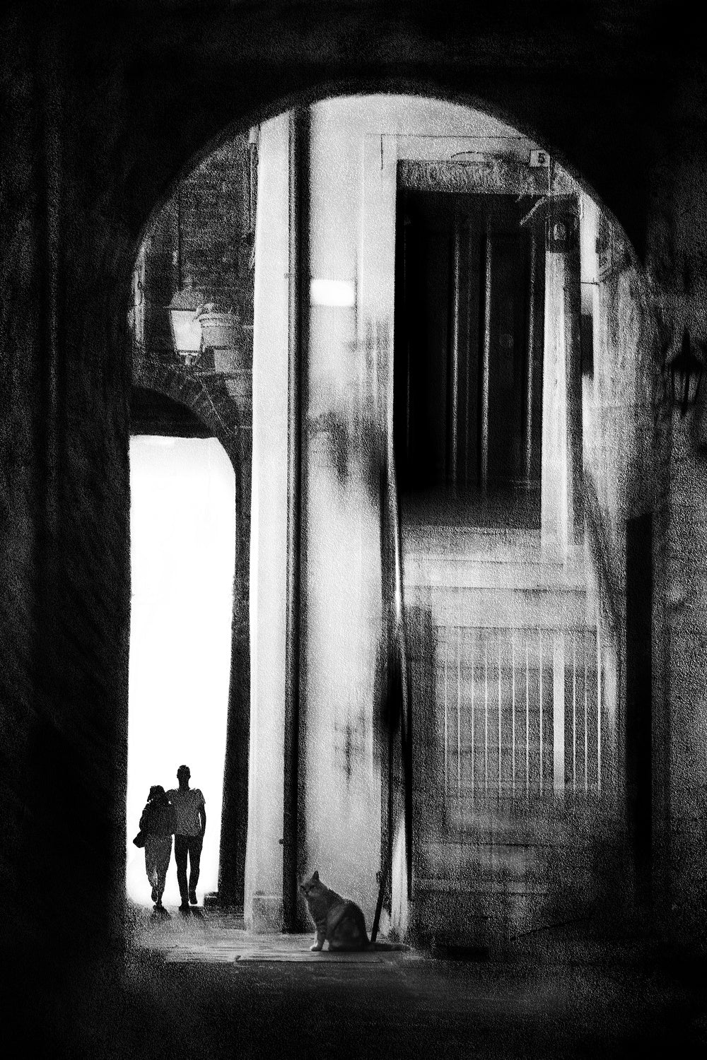 Walk through the arches Poster och Canvastavla