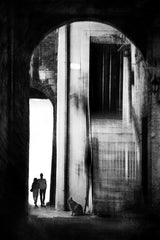 Walk through the arches Poster och Canvastavla