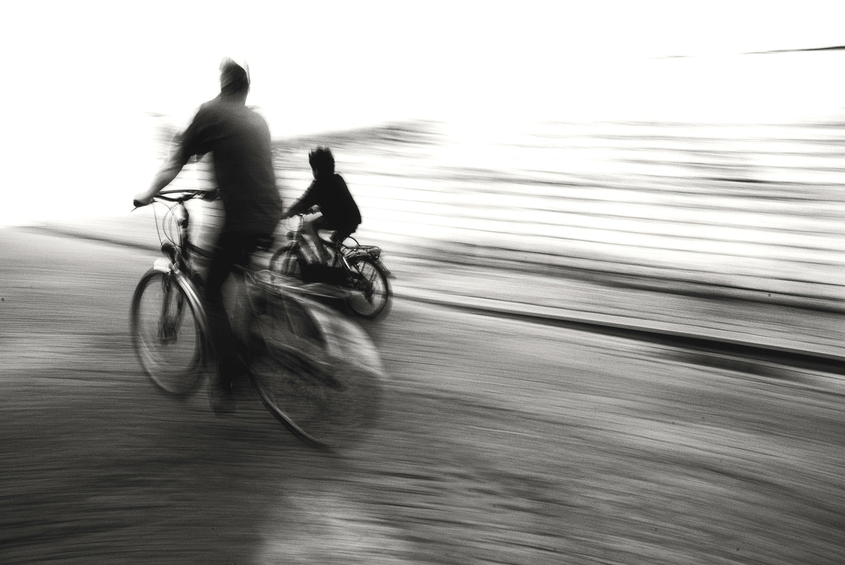 Biking : the "learning" look Poster och Canvastavla