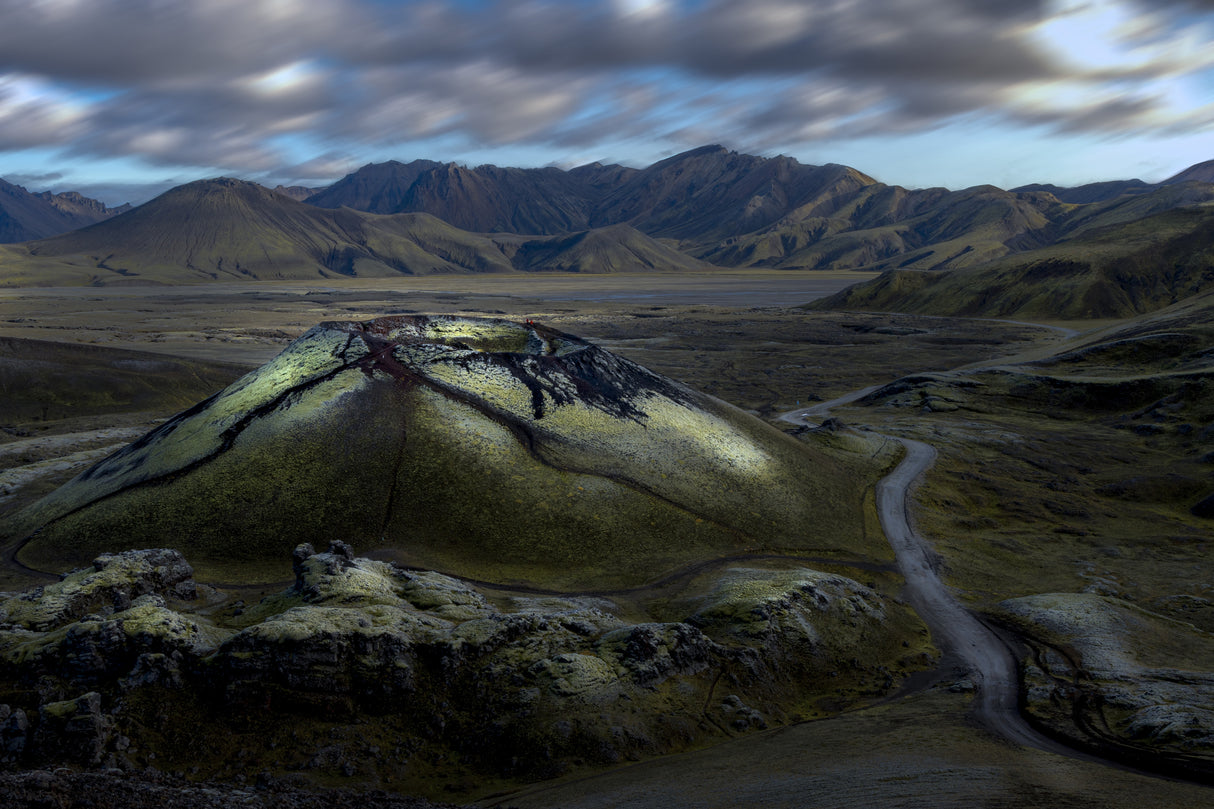 Crater Poster och Canvastavla