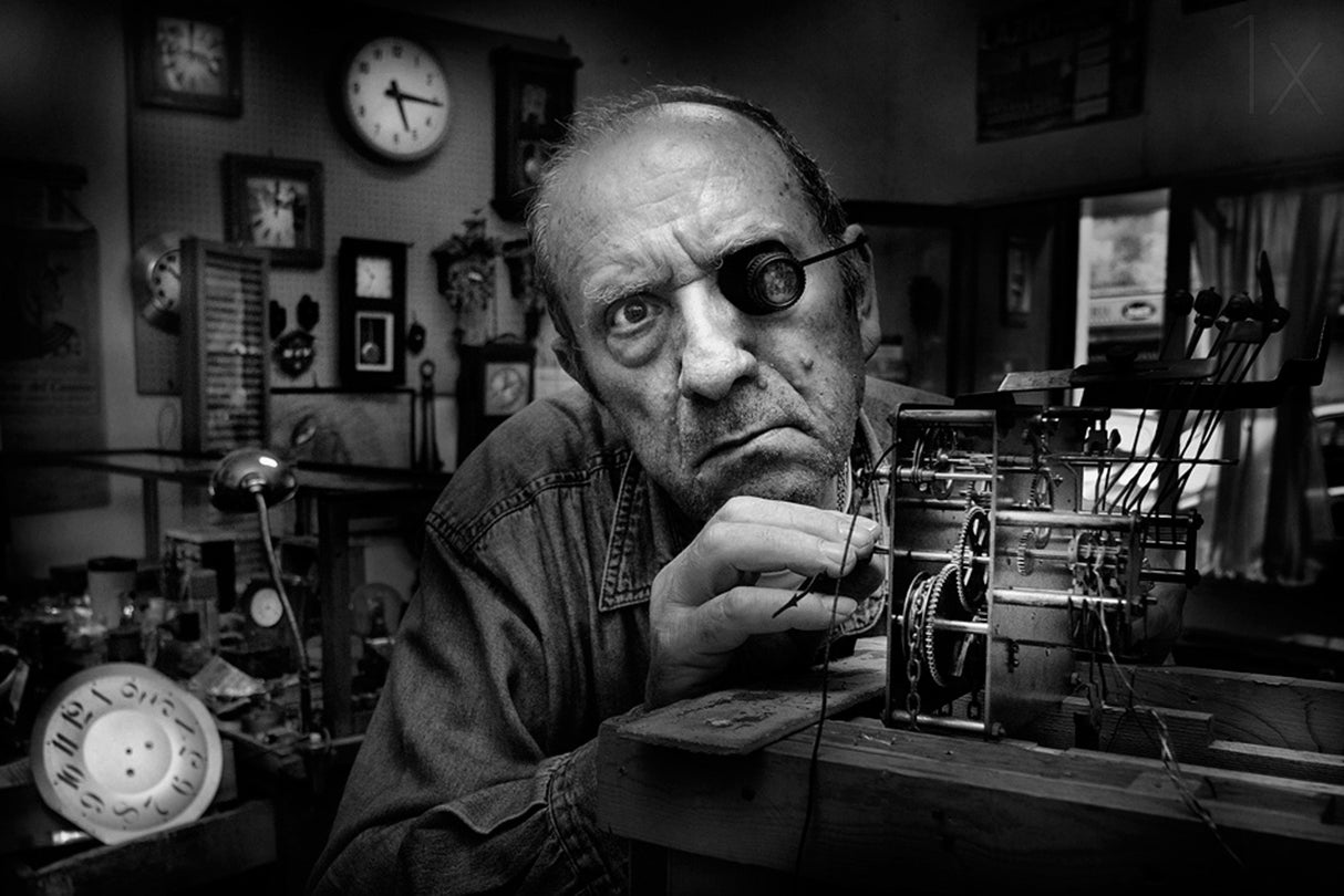 Mr. Domenico, the watchmaker, to work with complicated mechanisms Poster och Canvastavla